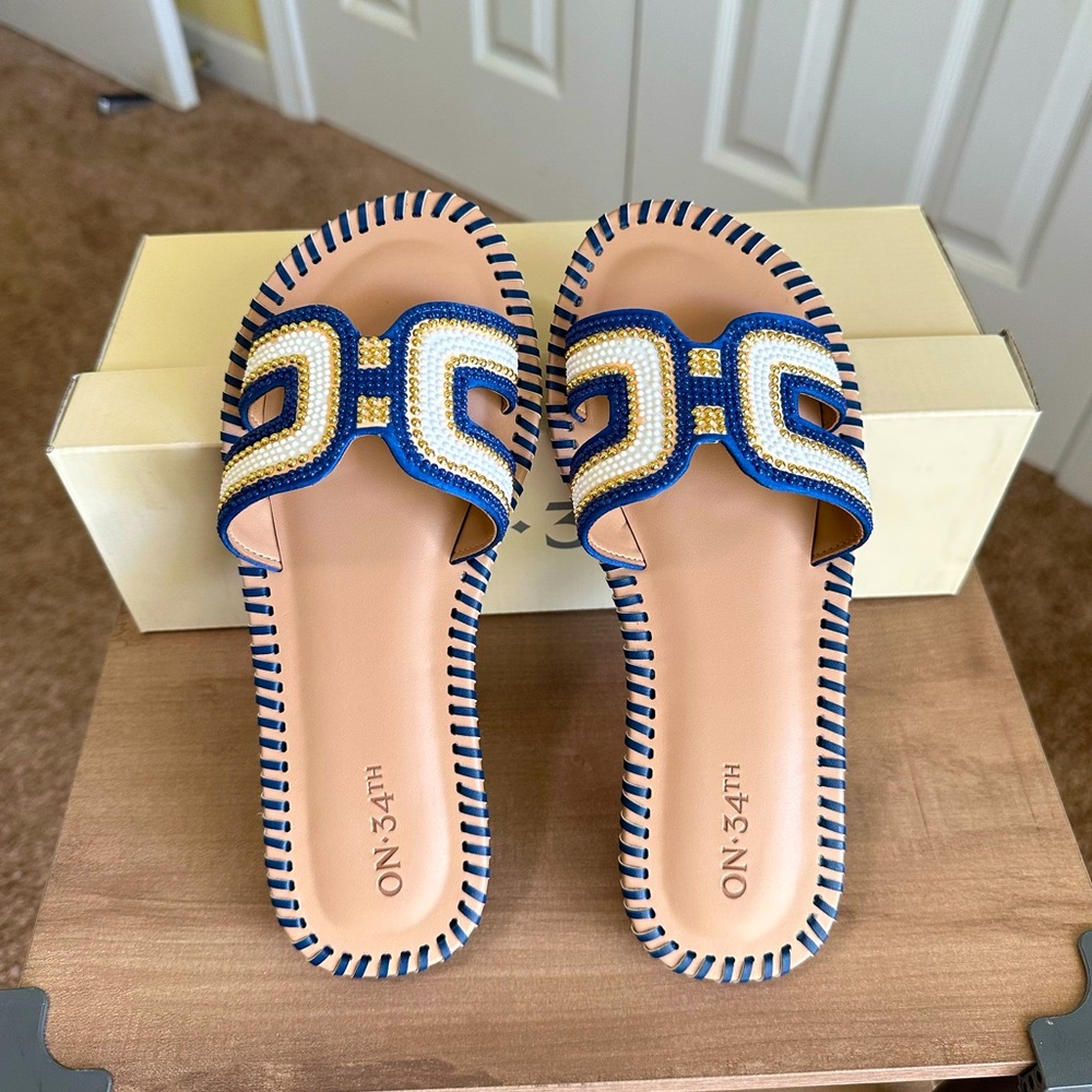 ON 34th Mansif Women's Navy Blue and White Sandals, New in Box